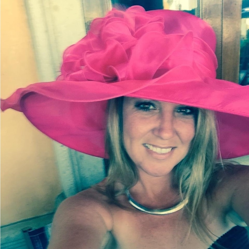 Meet your Posher, Danielle
